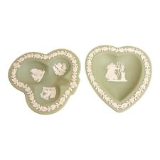 Wedgewood Jasperware Green/sage & White x2 pin Trinket dishes/plates. Pretty....