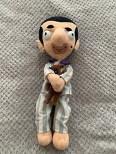 MR BEAN Wearing Pyjamas Holding Teddy RARE Quiron 2003 Plush Doll Soft Toy