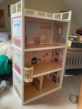 Sindy House 1980's     Flat