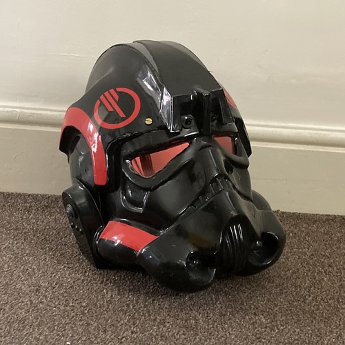 Star wars tie fighter pilot - tie,