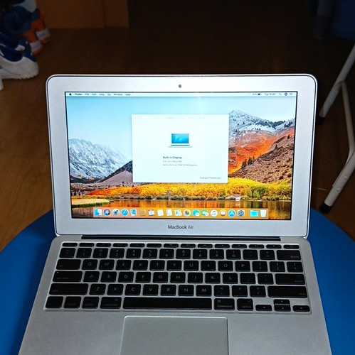 Apple macbook air - 11in, 2010