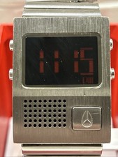 Vintage  Nixon The Dork Original I'm So Cool Talking Digital Men's Watch