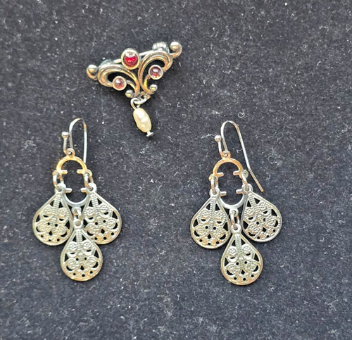 Vintage ornate filigree dangle - ornate,