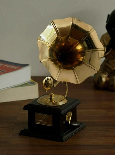 Desk top gramophone player - desk,