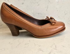 Vintage 1940s 1950s Style Clarks Tan Court Shoes Pumps UK 5 Bombay Lights 