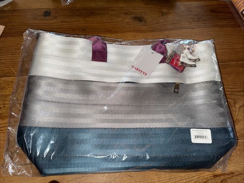 Nwt harveys seatbelt bag - harveys,