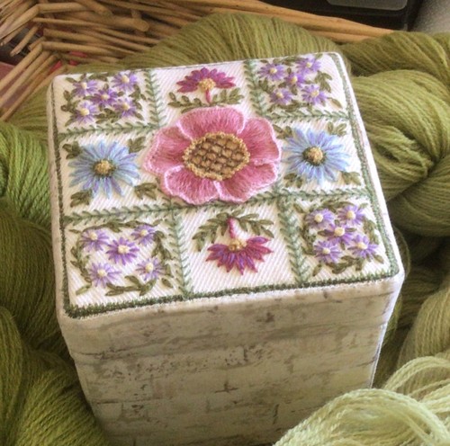 Crewel embroidery kit - ,,