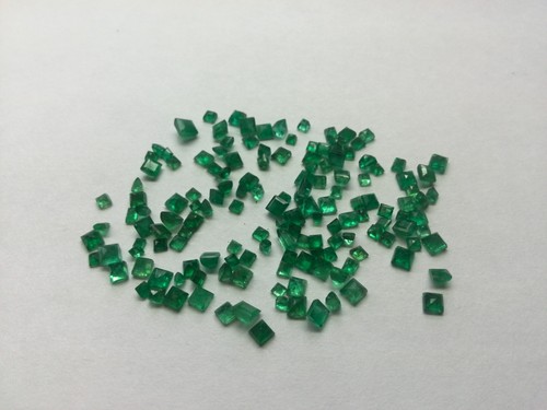 Natural colombian emeralds 140 - natural,