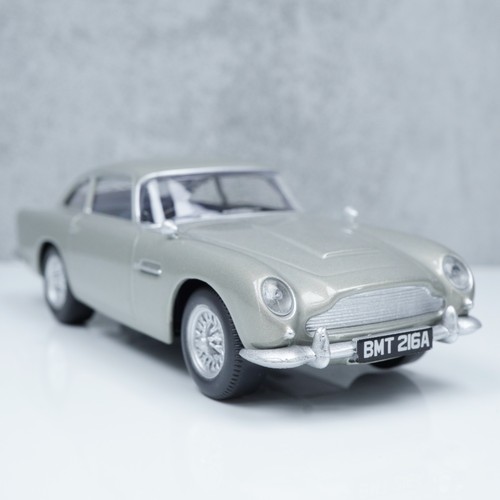 Aston martin db5 - martin, bond