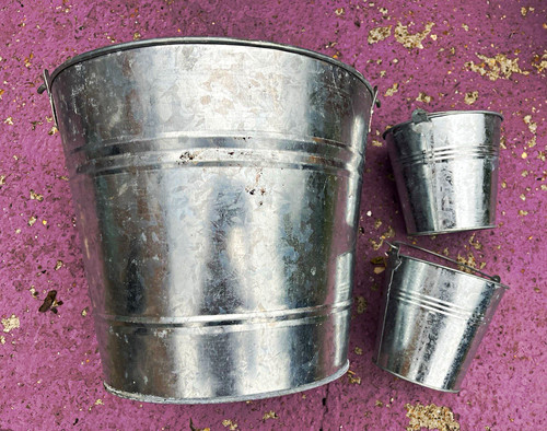 Set galvanised metal - of,