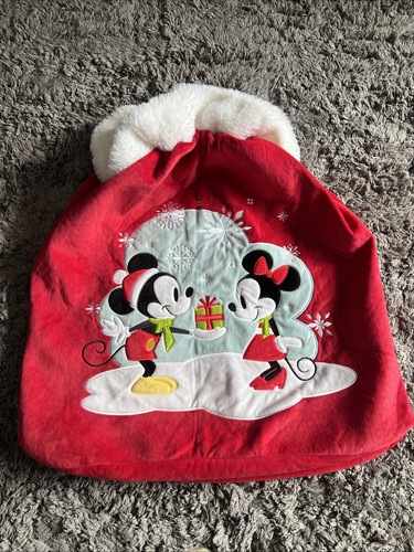 Disney store minnie and mickey - and,