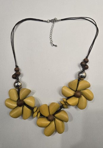 Chunky yellow wooden flower - chunky,