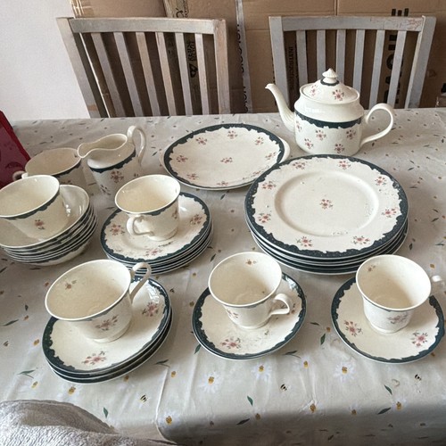 England bone china floral - bone,