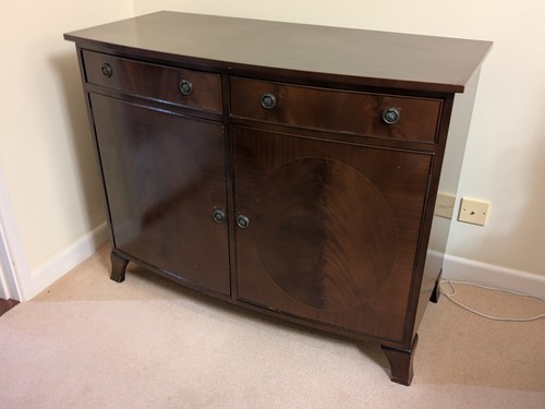 Reproduction bow front