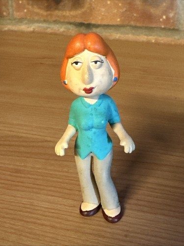 Family guy fox figures - guy, lois