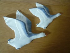 VINTAGE RYE POTTERY FLYING