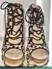 Zara Women’s Velvet Leopard