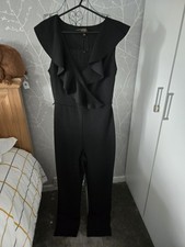 Lipsy London Black Frill V