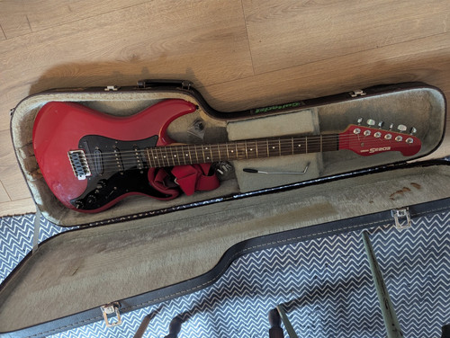 Red yamaha se203 - red, se203,