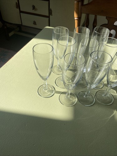 Lined glass champagne - lined,
