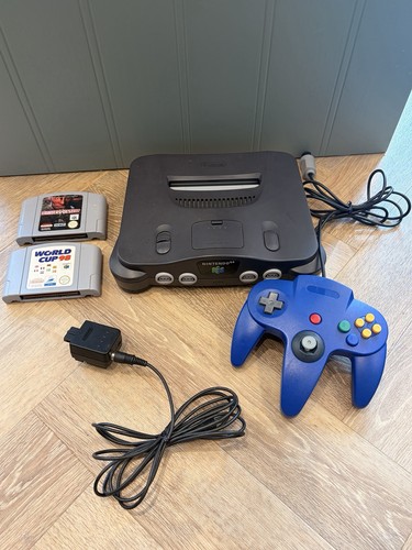 Nintendo console bundle - nintendo,