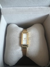 Gucci 1500l watch yellow - gucci,