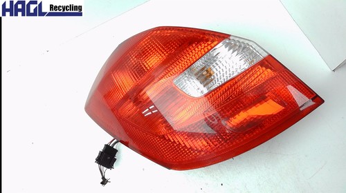 Left tail light - tail,