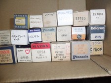 Job lot old vintage radio - old,