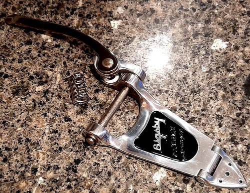 Bigsby tremolo unit - unit, from