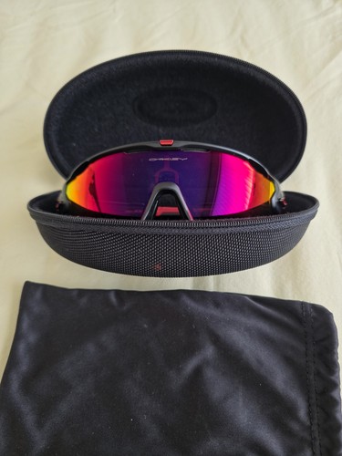 Oakley jawbreaker red - oakley, black