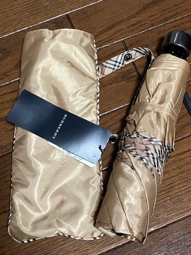 Burberry folding umbrella