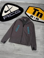 nike tn+ softshell grey jacket