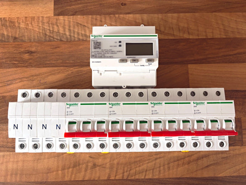 Schneider electric main switch - main,