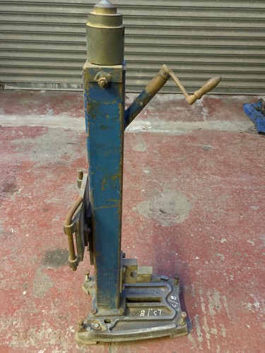 Diamond drilling rig made - made, by
