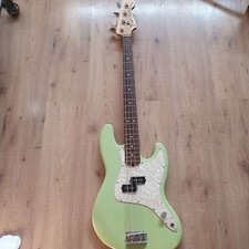 Fender Mark Hoppus Signature