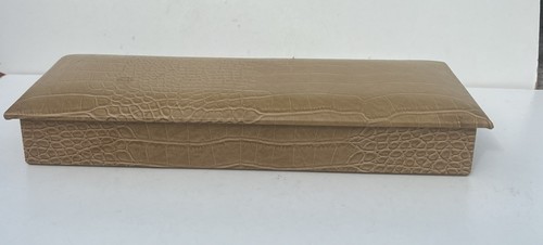 Tuscan design jewellery box - design,