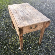 ANTIQUE DROPLEAF SCRUB TOP