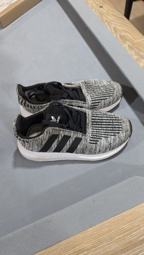 Adidas originals swift - adidas, run