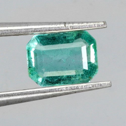 Emerald cut natural - cut,