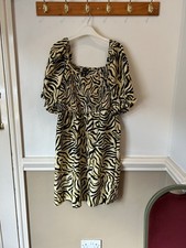 Stunning New Look Curves Size