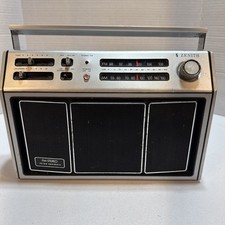 Zenith Portable AM FM Vintage