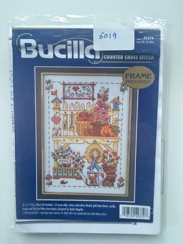 Bucilla cross stitch kit - cross, i