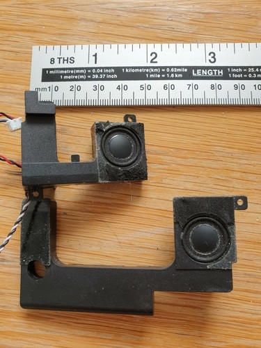 Samsung 400b left and right - 400b,