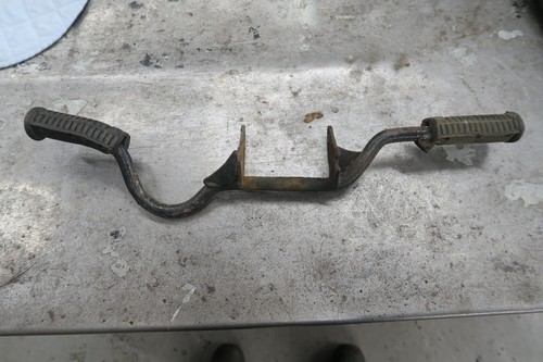 Suzuki zr50x1 footrest bar - zr50x1,