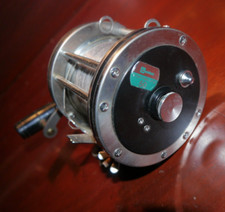 Vintage Winfield International 50  - Multiplier Sea Reel with Line Woolworths  