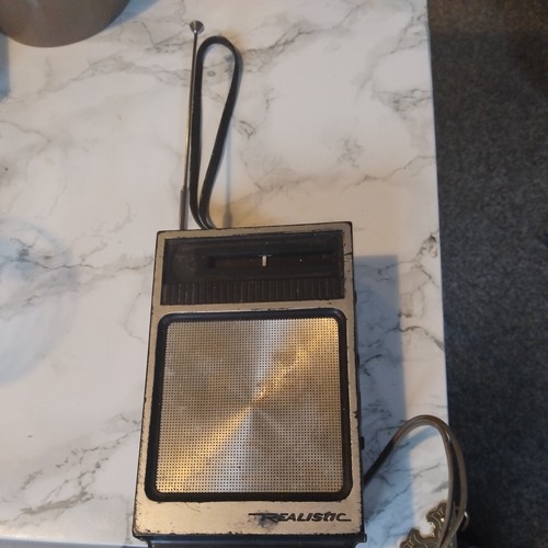 Vintage radioshack realistic - vintage,