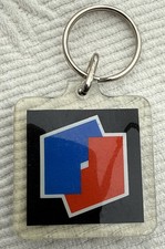  Elf Oil Keyring very good 