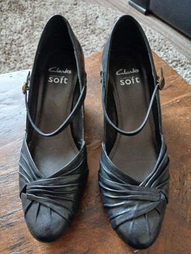 Clarks cushion soft black - clarks,