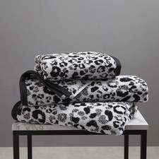 Fusion Bathroom Animal Print