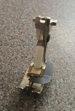 BERNINA BLINDSTITCH FOOT - NO 16 - OLDER MODELS - 600, 700, 800 & 900 SERIES 